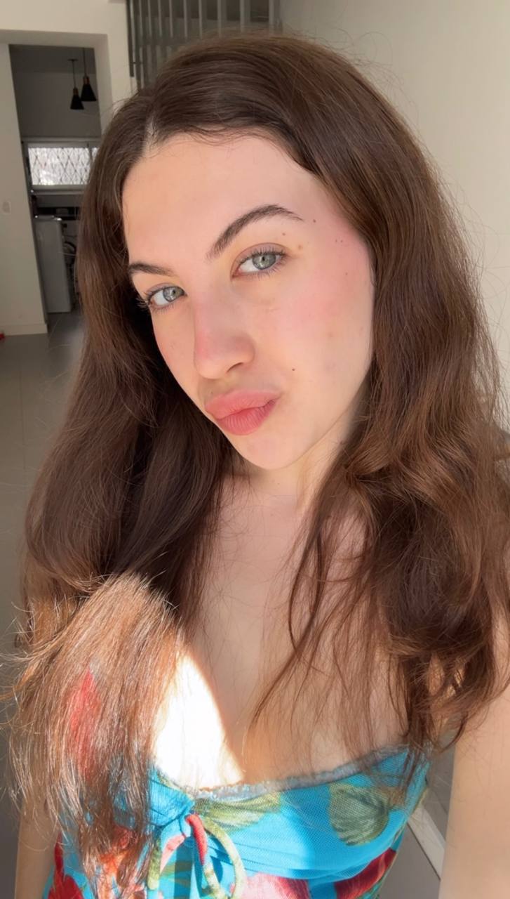 Nude girl Amber in Antalya