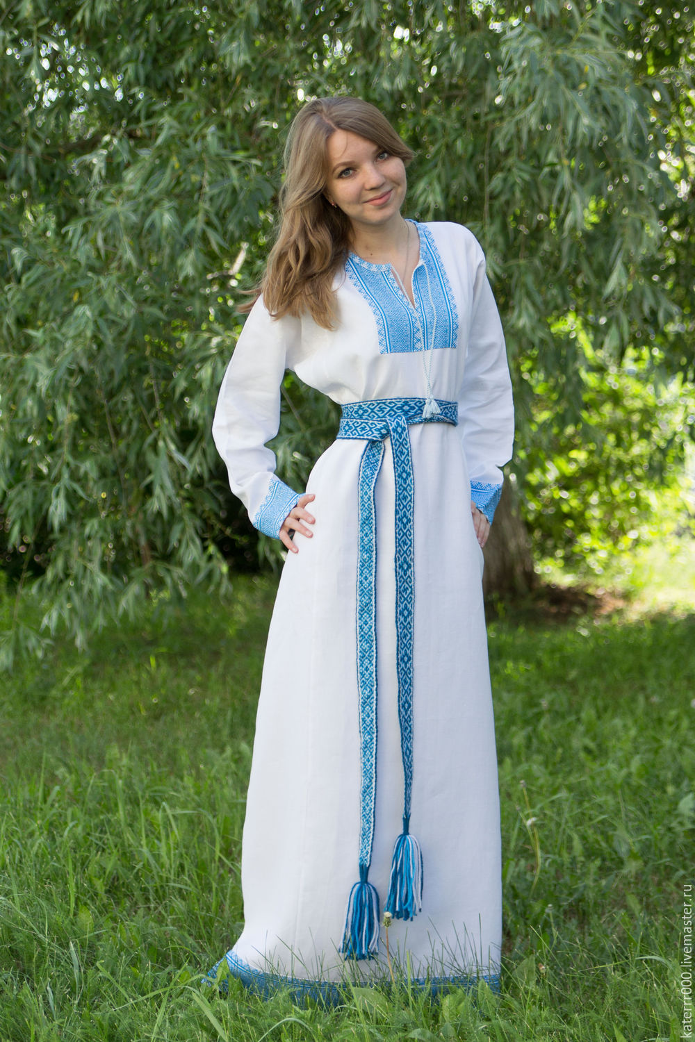 Slavic women in Antalya