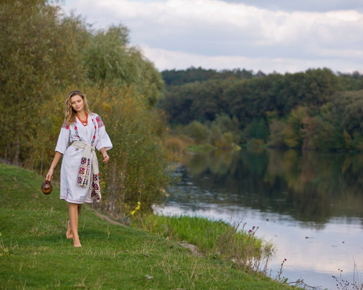 Nude girl Slavic women in Antalya